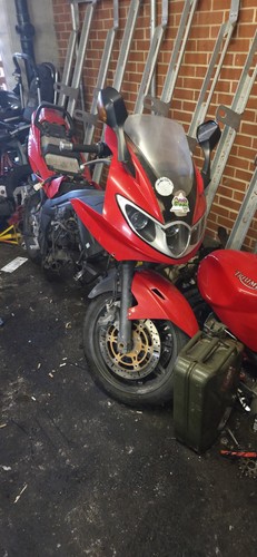 Triumph sprint st1050 - sprint, breaking