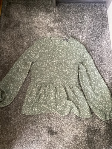 Primark green cream spot - green,