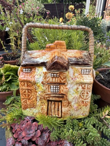 Vintage arthur wood cottage - vintage,