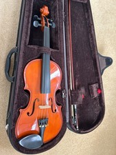 Stentor Student Standard Violin Outfit, 1/2 Size - Violin With Case and Bow
