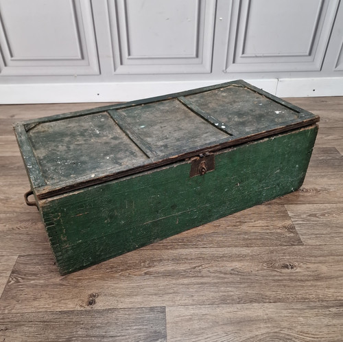 Vintage painted tool chest - vintage,