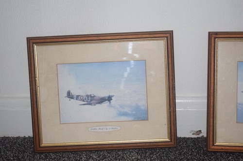 Spitfire and lancaster - spitfire,