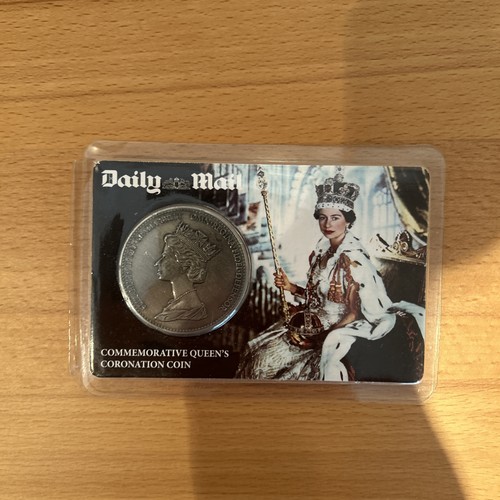Daily mail 2015 queen - daily, queen's