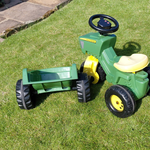 John deere kids ride - deere, ride-on