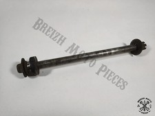 Axe de roue arrière YAMAHA