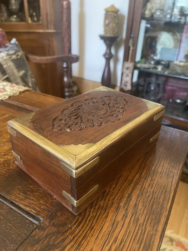 Vintage walnut carved trinket - walnut,