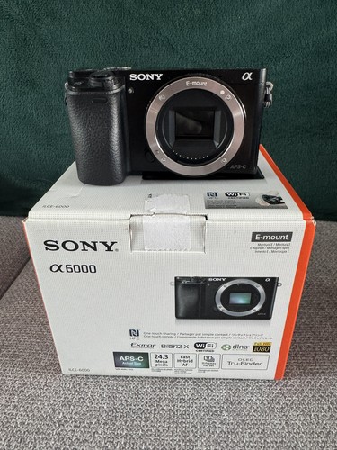 Sony alpha a6000 - a6000, 24.3mp