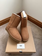 GENUINE UGG BOOTS W CLASSIC SHORT II (CHESTNUT) SIZE 7.5 EU40 - B/NEW COST £185