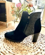 The Flexx * Size 4 Ankle boots * Black Suede & Silver Leather  * Double Zips