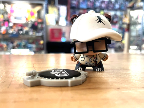 Dunny qbert huck - dunny, dj
