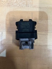 TOYOTA YARIS LEXUS IS220 DIESEL HEATER GLOW PLUG RELAY 28601-33010 28610-67010