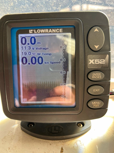 Lowrance x52 fishfinder head - lowrance,
