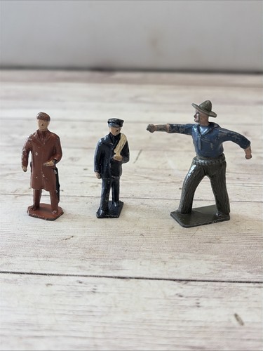 Vintage lead figures - lead,