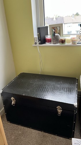 Large plain wood storage - plain,