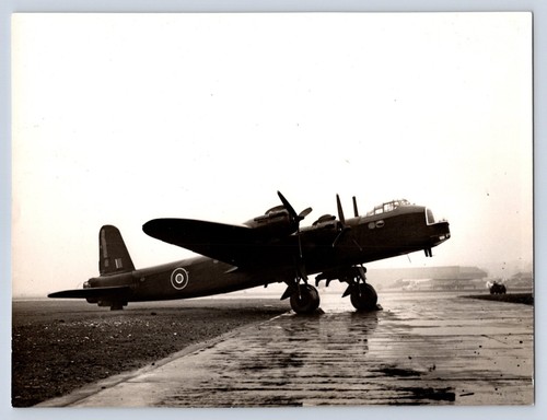 Short stirling bomber - stirling, iv