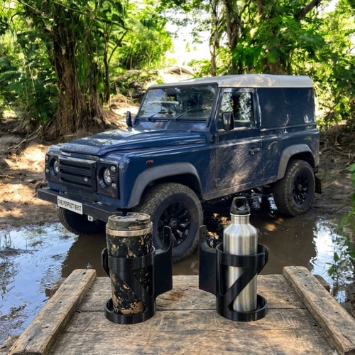 Land rover defender puma dash - rover,