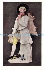 R568863 Porcelain Figure of a