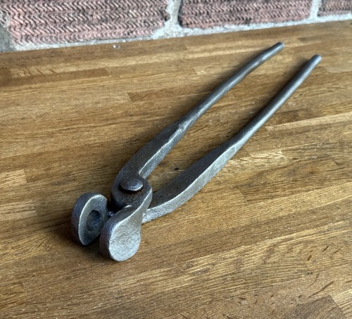 Vintage blacksmith round - vintage,