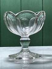 VINTAGE STOURBRIDGE CLEAR FLUTED SCALLOP TOP GLASS  STEMMED BON-BON DISH