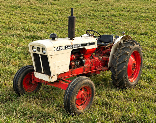 David brown 885 tractor - brown,