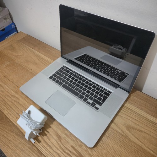 Apple macbook pro - macbook, a1297