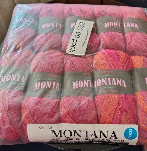 Sirdar montana yarn - dk, 70%