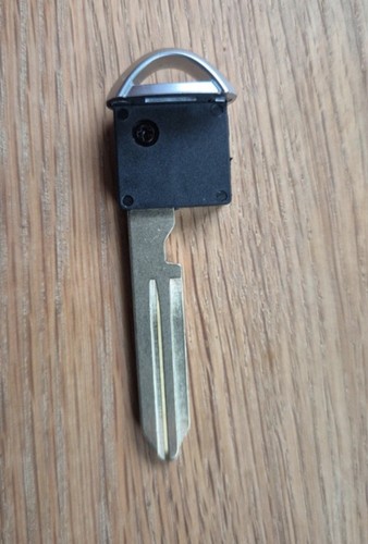 Brand new uncut emergency key - brand,