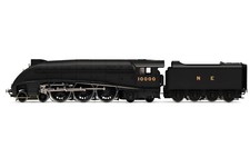 Hornby OO Gauge LNER W1 Class