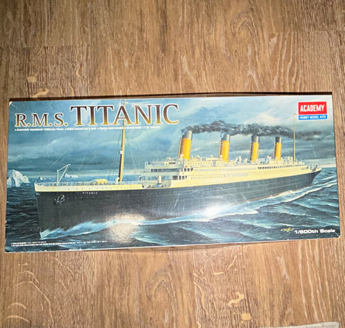 Academy titanic 1 600 - academy,