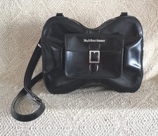 DR martens Vegan Bow black