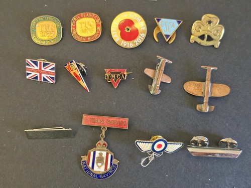 Vintage military enamel pin - vintage, &