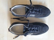 Jaeger blue suede trainer