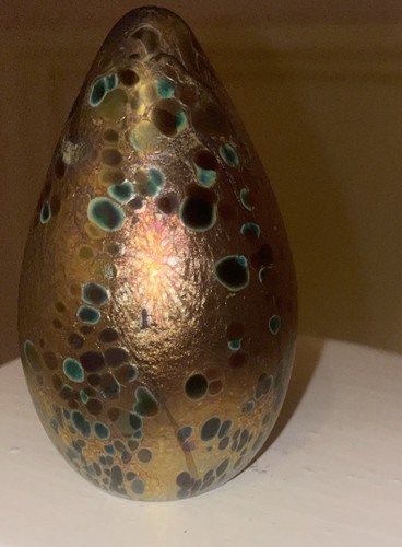 Isle wight glass - wight, iridescent