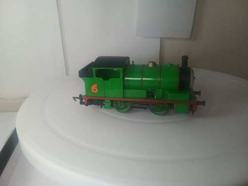 Hornby gauge thomas - hornby,