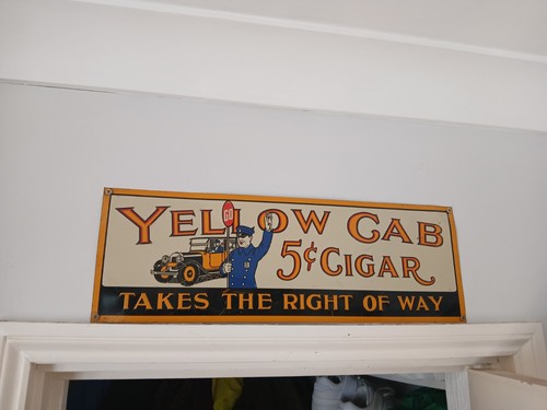 Yellow cab cigars - cab, tin