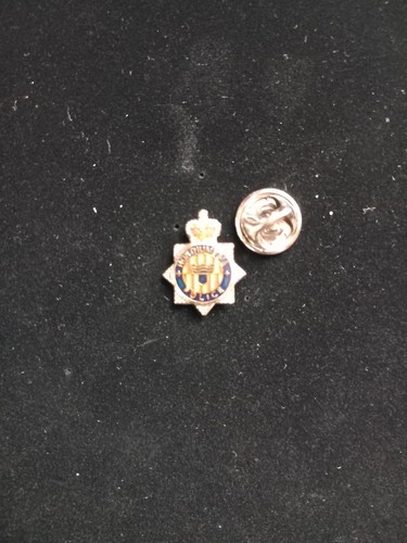 Tie pin badge - tie,