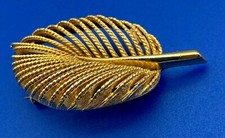 Vintage Sphinx Brooch Gold Tone Metal Leaf Design