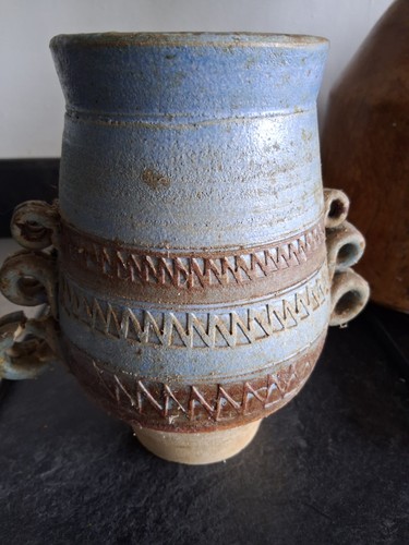Unusual blue brown with - blue/,