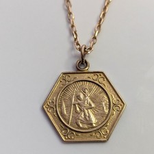 9ct Yellow Gold Pendant St