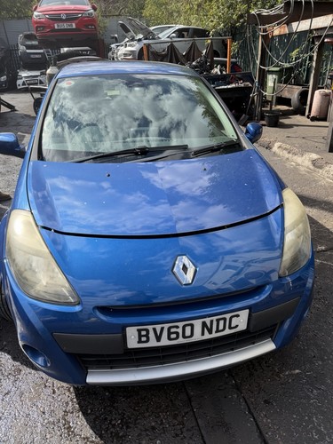 Renault clio breaking blue - clio,