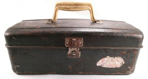 Vintage woolworths black metal - black,