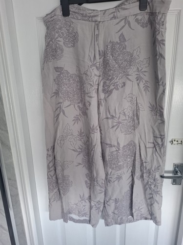 Ladies size s cropped - size, 16