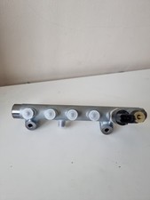 BOSCH FUEL INJECTOR RAIL FOR
