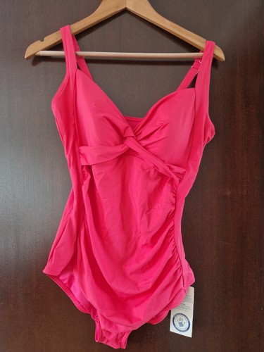Swimsuit size pink low - 18,
