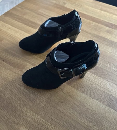 Lotus zip stiletto high - up,