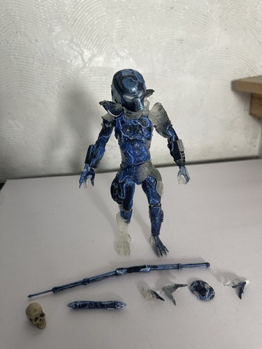 New neca sdcc - predator, 2