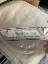 BRAND NEW -Merino de Luxe 100%