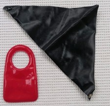 Vintage Sindy 'Shopping in the Rain' Handbag & Scarf  12S06 Pedigree Hong Kong