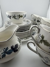 Royal Doulton Burgundy TC1001 Tea Set 6 Cups 6 Saucers 6 Plates Jug Bowl