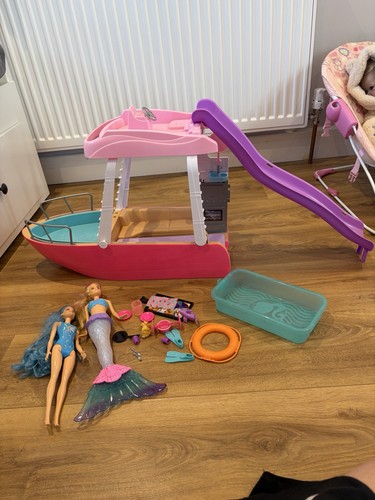 Barbie boat with accessories - boat,